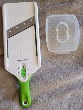 PrepSolutions Adjustable Mandoline Slicer - White & Green